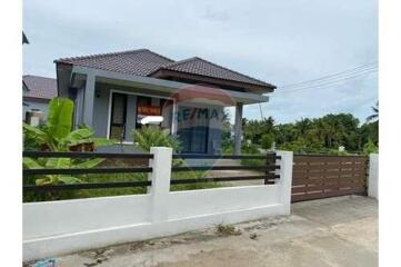 2 Bedroom 2-bathroom house for sale in Maenam