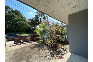 2 Bedroom 2-bathroom house for sale in Maenam