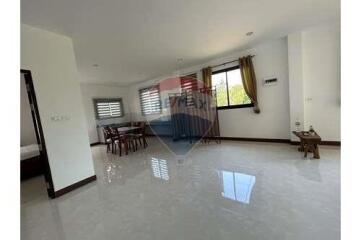 2 BEDROOM HOUSE FOR SALE