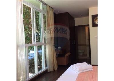 Nice apartment walking distance Fisherman Village