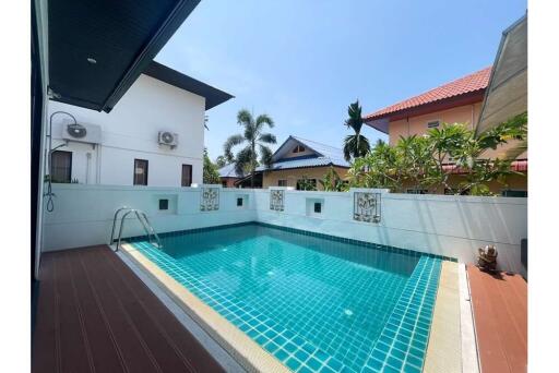 3 Bedrooms Pool Villa 5 Minutes to Ban tai beach for rent