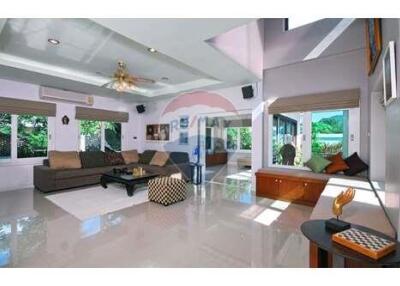 Beautiful 4-bedroom pool villa for sale