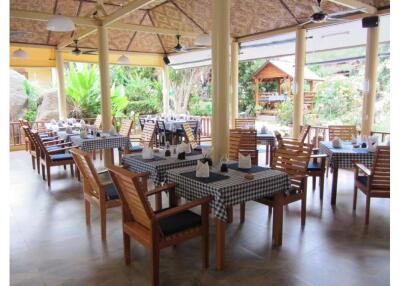 Business  Bungalows And Restaurant At Lamai Beach Koh Samui