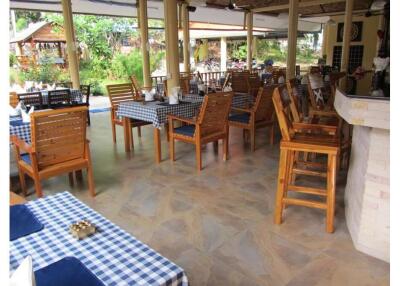 Business  Bungalows And Restaurant At Lamai Beach Koh Samui