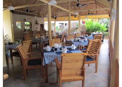 Business  Bungalows And Restaurant At Lamai Beach Koh Samui