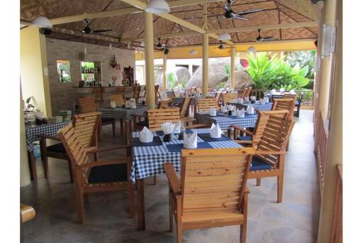 Business  Bungalows And Restaurant At Lamai Beach Koh Samui