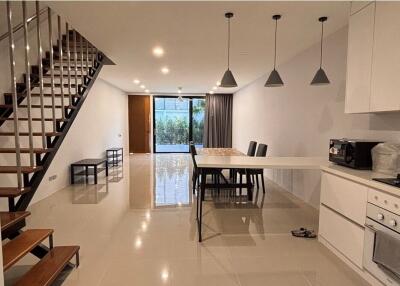 270 Sqm., 3 Beds, 3 Baths Townhouse listed for ฿ 6,000,000.