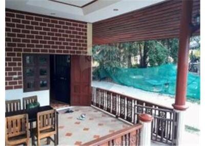 2 BEDROOM HOUSE NEAR THE BEACH SHARED POOL BOPHUT