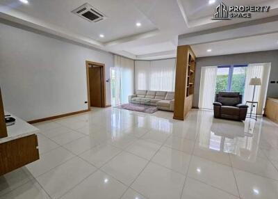 Huge 4 Bedroom Modern Pool Villa In East Pattaya For Rent