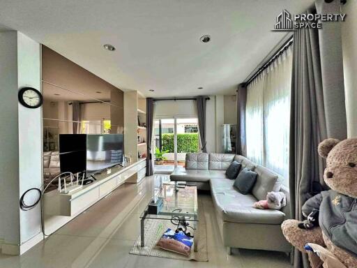 Modern 3 Bedroom Villa In East Pattaya For Sale