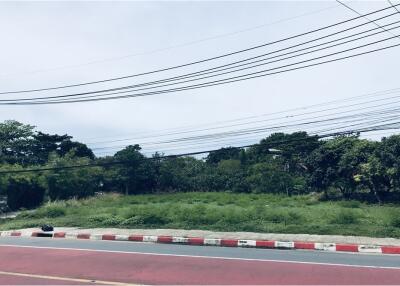 Beautiful plot of land with mountain view and close to Bang Po Beach