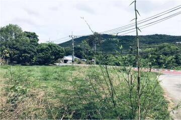 Beautiful plot of land with mountain view and close to Bangpor Beach