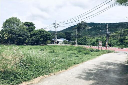 Beautiful plot of land with mountain view and close to Bangpor Beach