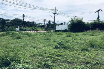 Beautiful plot of land with mountain view and close to Bangpor Beach