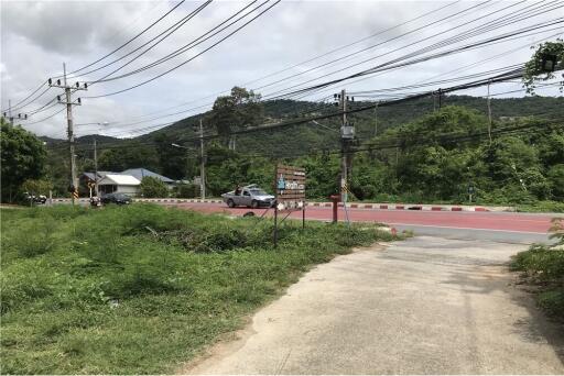 Beautiful plot of land with mountain view and close to Bangpor Beach