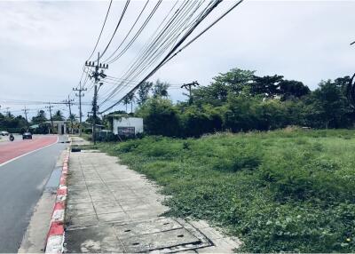 Beautiful plot of land with mountain view and close to Bang Po Beach