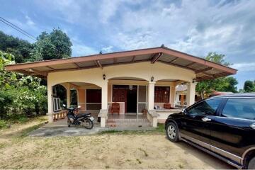 2 Bedrooms Detached House on 1 Ngan 95 Sq.wa of Land by Public Concrete Road