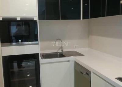 For Rent Condominium Noble Ploenchit  180.61 sq.m, 3 bedroom Duplex