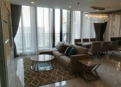 For Rent Condominium Noble Ploenchit  180.61 sq.m, 3 bedroom Duplex