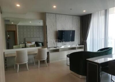 For Rent Condominium Noble Ploenchit  180.61 sq.m, 3 bedroom Duplex