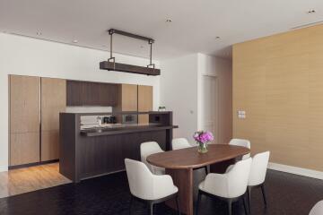 Modern kitchen with dining area