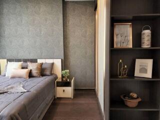 Modern bedroom with decorative elements