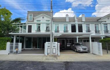 Exterior view of the townhouse