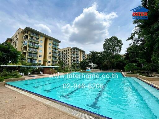 Apartment complex with swimming pool