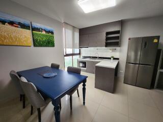 Modern kitchen with dining area