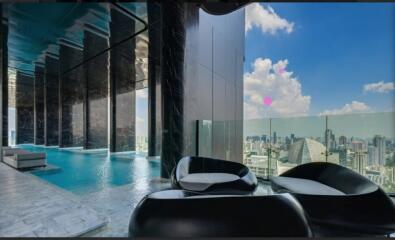 Rooftop infinity pool with city view