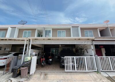 Front view of residential townhouses