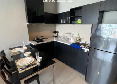 Modern kitchen with dining area