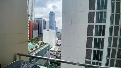 Investment Condo Sukhumvit 11 Sale