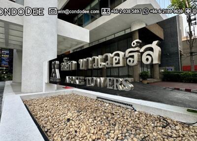 Condo 3 Bedrooms Asoke Sale Classical