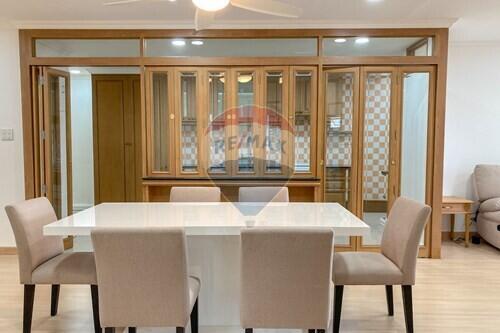 3 bed 3 bath 55 tower for rent near BTS thong lor