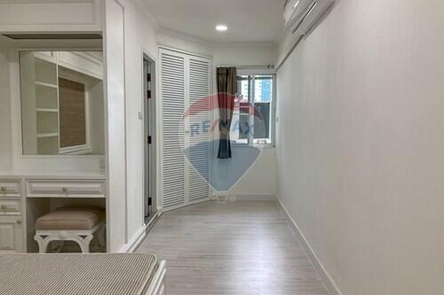 3 bed 3 bath 55 tower for rent near BTS thong lor