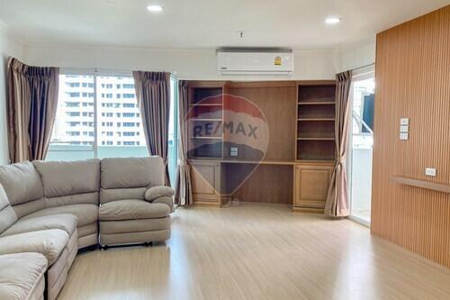 3 bed 3 bath 55 tower for rent near BTS thong lor