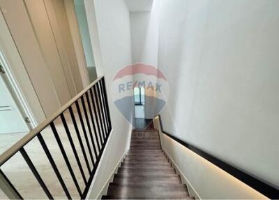 420 Sqm., 4 Beds, 4 Baths Townhouse listed for ฿ 150,000./Month