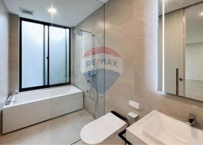 420 Sqm., 4 Beds, 4 Baths Townhouse listed for ฿ 150,000./Month