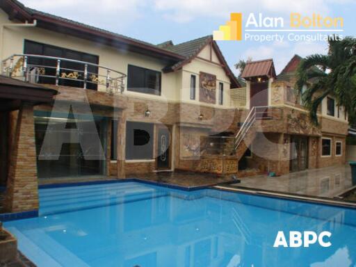 5 Bed 5 Bath in Huay Yai HR1764