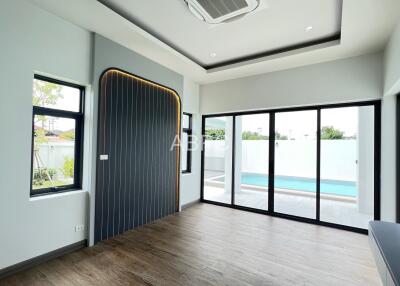 4 Bedrooms 5 Bathrooms in East pattaya