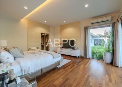 3 Bedrooms 4 Bathroom in Huay yai for rent