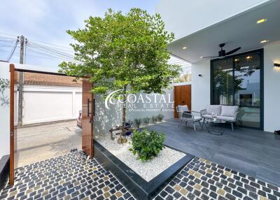 House For Sale Bang Saray