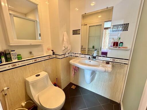 Just In 1 Bedroom Condo in East Pattaya For Sale