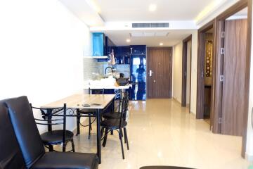 2 bedroom Condo in Grand Avenue Residence Pattaya