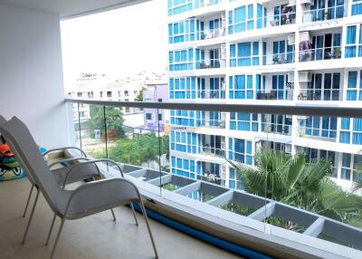 2 bedroom Condo in Grand Avenue Residence Pattaya