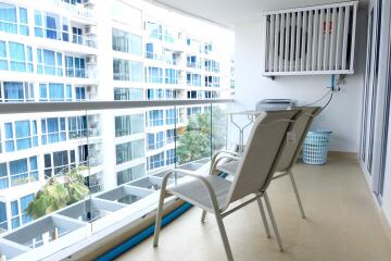 2 bedroom Condo in Grand Avenue Residence Pattaya