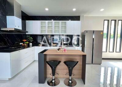 Modern kitchen with island