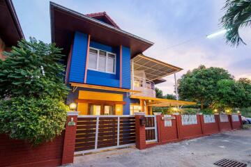 Two Storey 4 Bedroom Thai Style Pool Villa For Sale In Soi 88