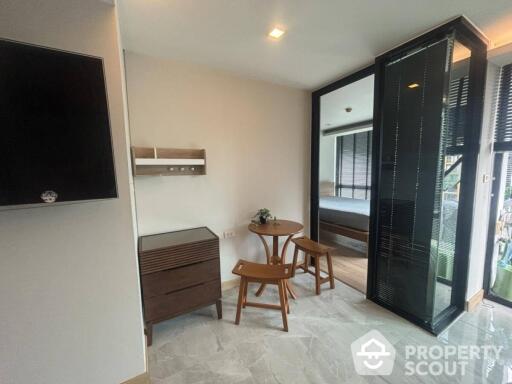 1-BR Condo at Socio Ruamrudee near BTS Nana